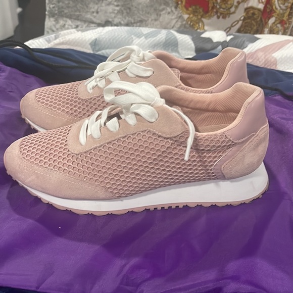 Steve Madden. - Picture 2 of 4